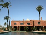 Luxury 900 m2 Villa 6 Bed | 6 Bath | Pool | Garden