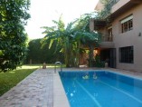 VENDU Villa | 4 Chambres - 4.5 SDB | 5 salons | piscine | jardin | 450m2 