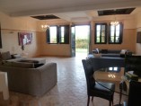  LOUE Villa MeublÃ©e 3Ch/3SDB | 2 salons | terrasse | piscine | 160m2