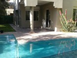 Villa 370 m2 | 4 ch | salon | 3 SDB | piscine | jardin | 4.180.000 Dh