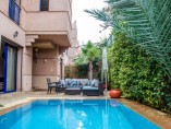 VENDU Villa meublÃ©e 4 ch | 3.5 SDB | 2 salons | Jardin | piscine | Terrasse | 3.400.000-Dh