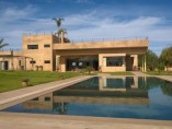 LOUE Villa moderne meublÃ©e | 6 Ch | 6 SDB | Piscine | Jardin | 850m2 | 40.000/mois