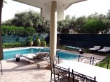 Villa 370 m2 | 4 ch | salon | 3 SDB | piscine | jardin | 27.000 Dh